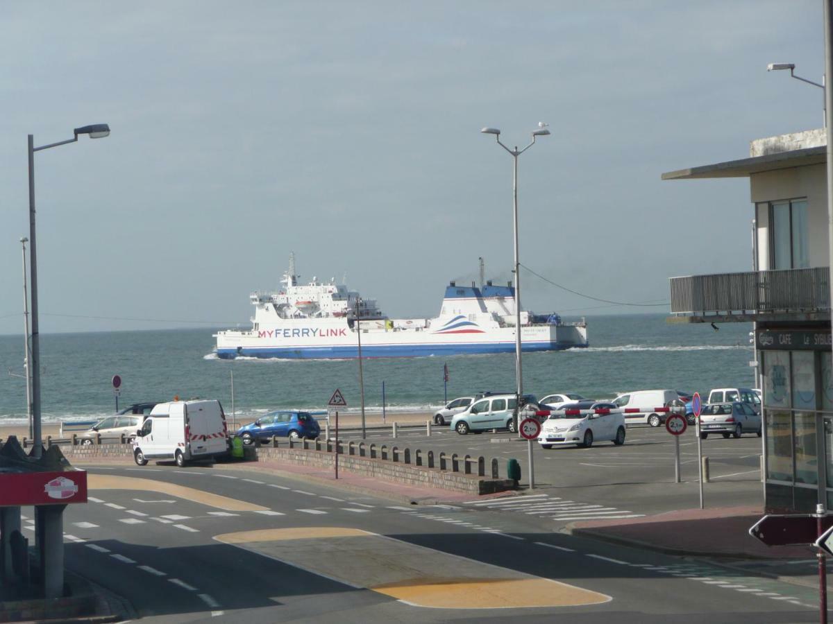 Escale Marine A Calais 4 Etoiles Apartment Exterior photo